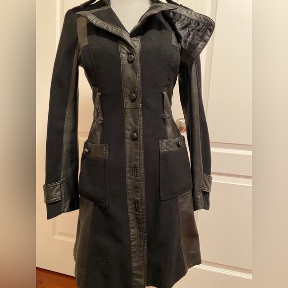 Bebe Fitted Black Jacket w Buttons & Belt- Good condition small mark shown - Picture 5 of 14